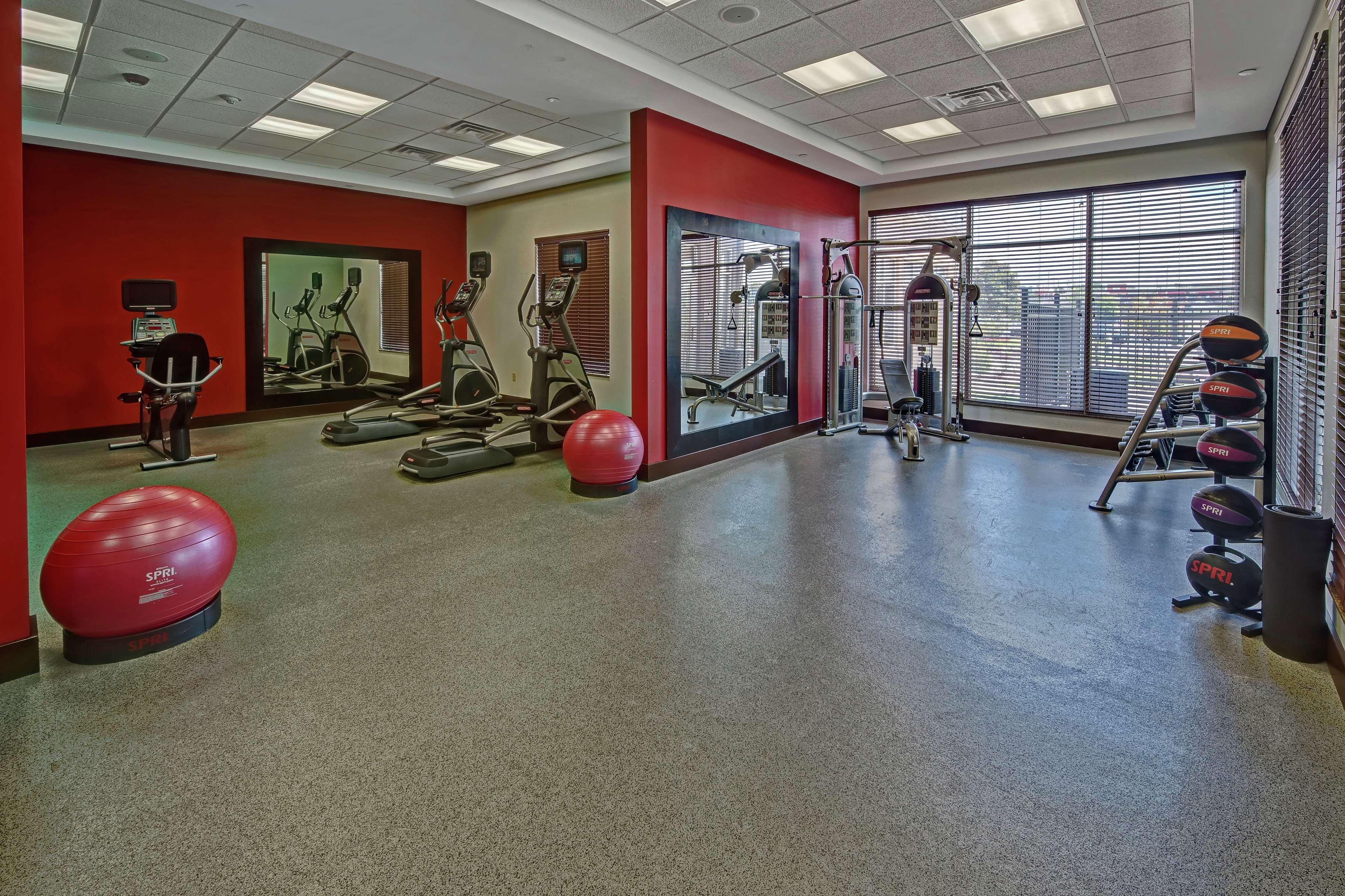 Hilton Garden Inn Midtown טולסה מראה חיצוני תמונה