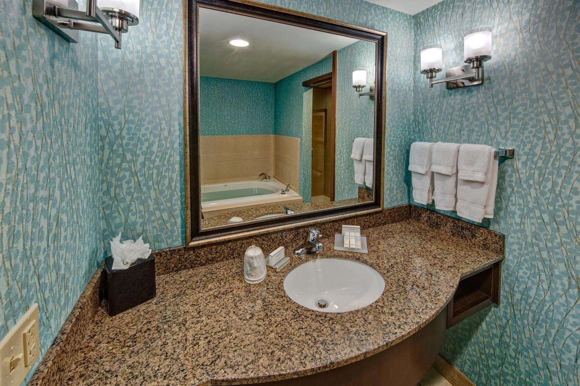 Hilton Garden Inn Midtown טולסה מראה חיצוני תמונה