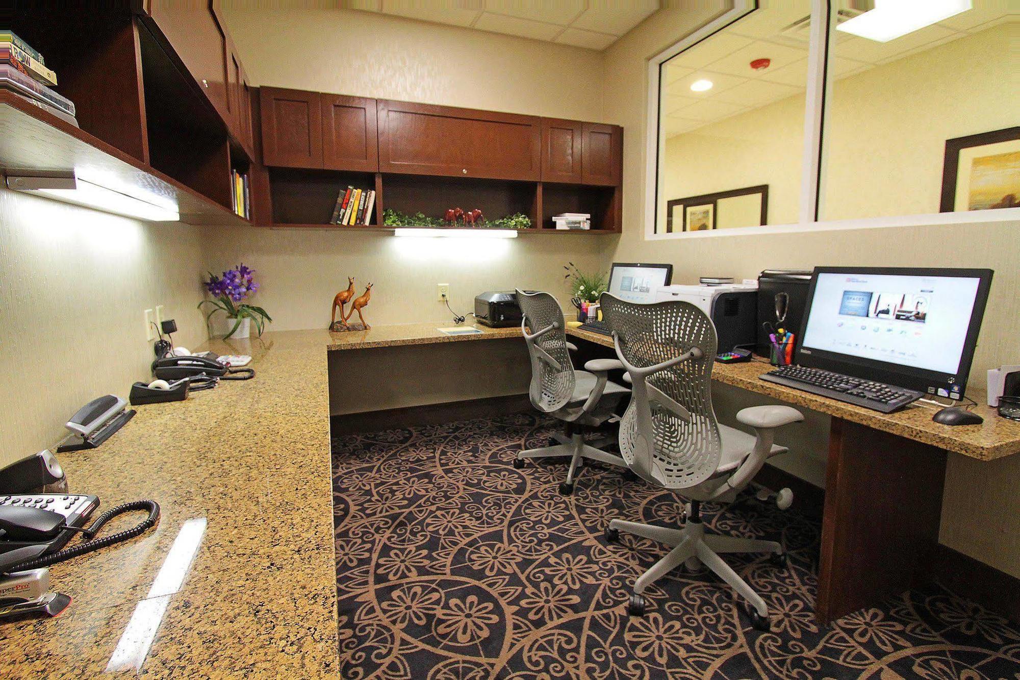 Hilton Garden Inn Midtown טולסה מתקנים תמונה